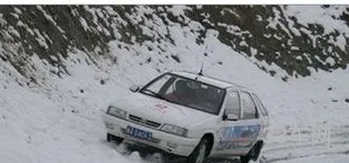 冰雪驾驶(冰雪道路安全驾驶措施)