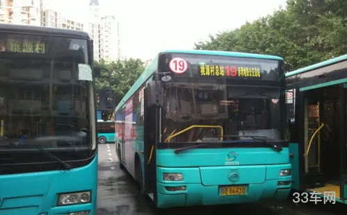 深圳19路公交车路线实时查询(深圳市公交车道限行时间表)