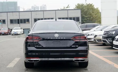 凯迪拉克有面子还是大众(一般什么人买凯迪拉克)